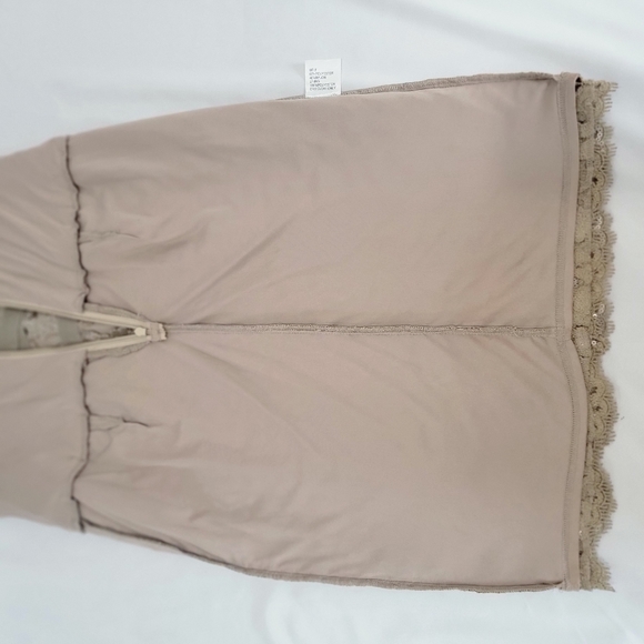 Tadashi Shoji Cocktail Sheath Bodycon Shiny Sequin Smokey Lt. Brown Dress Size 8 - Picture 13 of 15